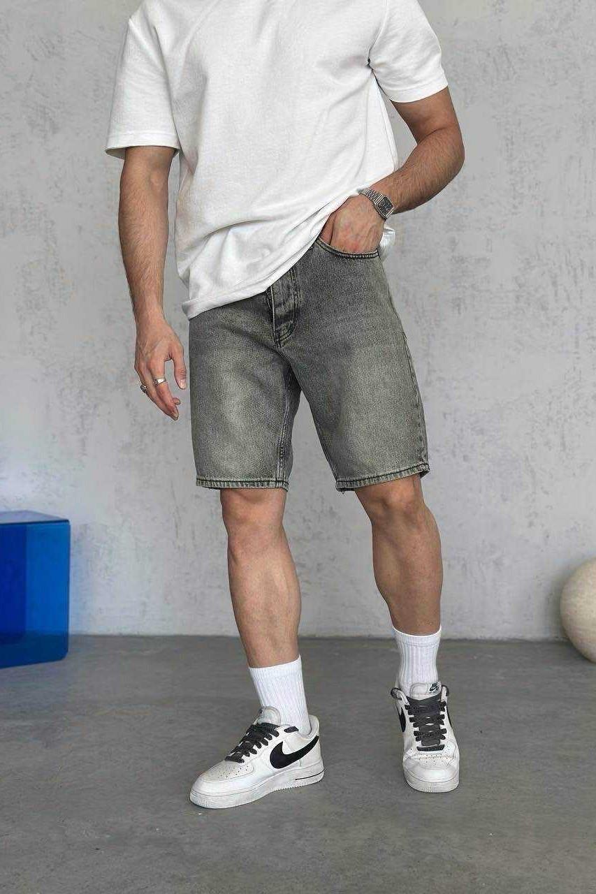Wholesale Men's Gray Denim Shorts 1504W26-SRT2612