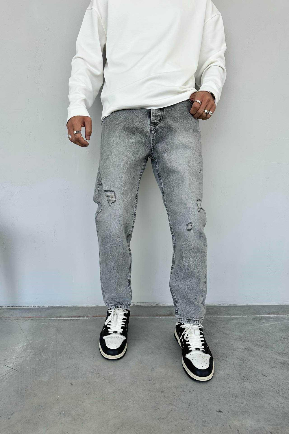 Wholesale Mens Gray Relaxed Fit Jeans