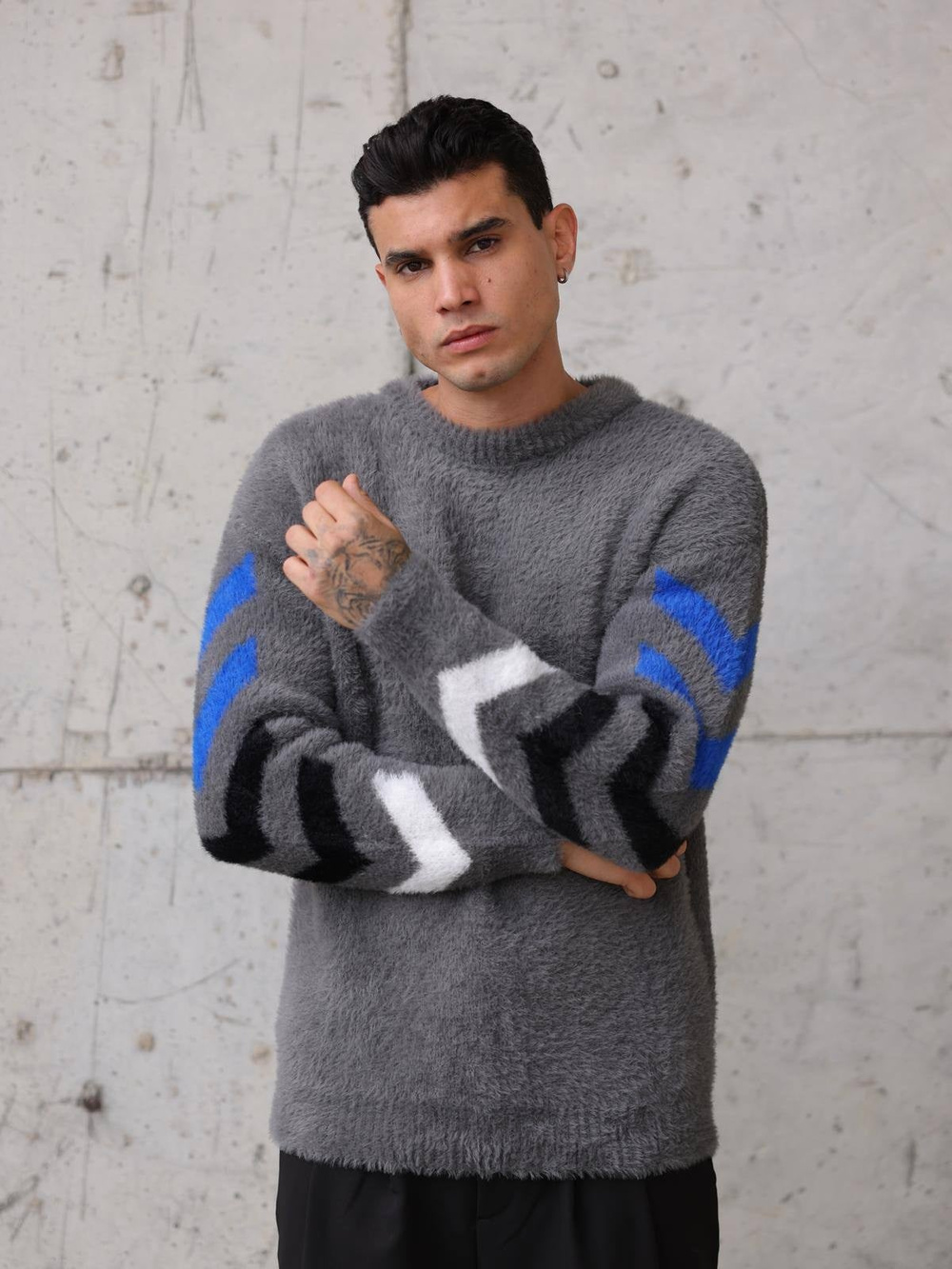 Wholesale Men's Gray Sweater 1603FW27-26TK015