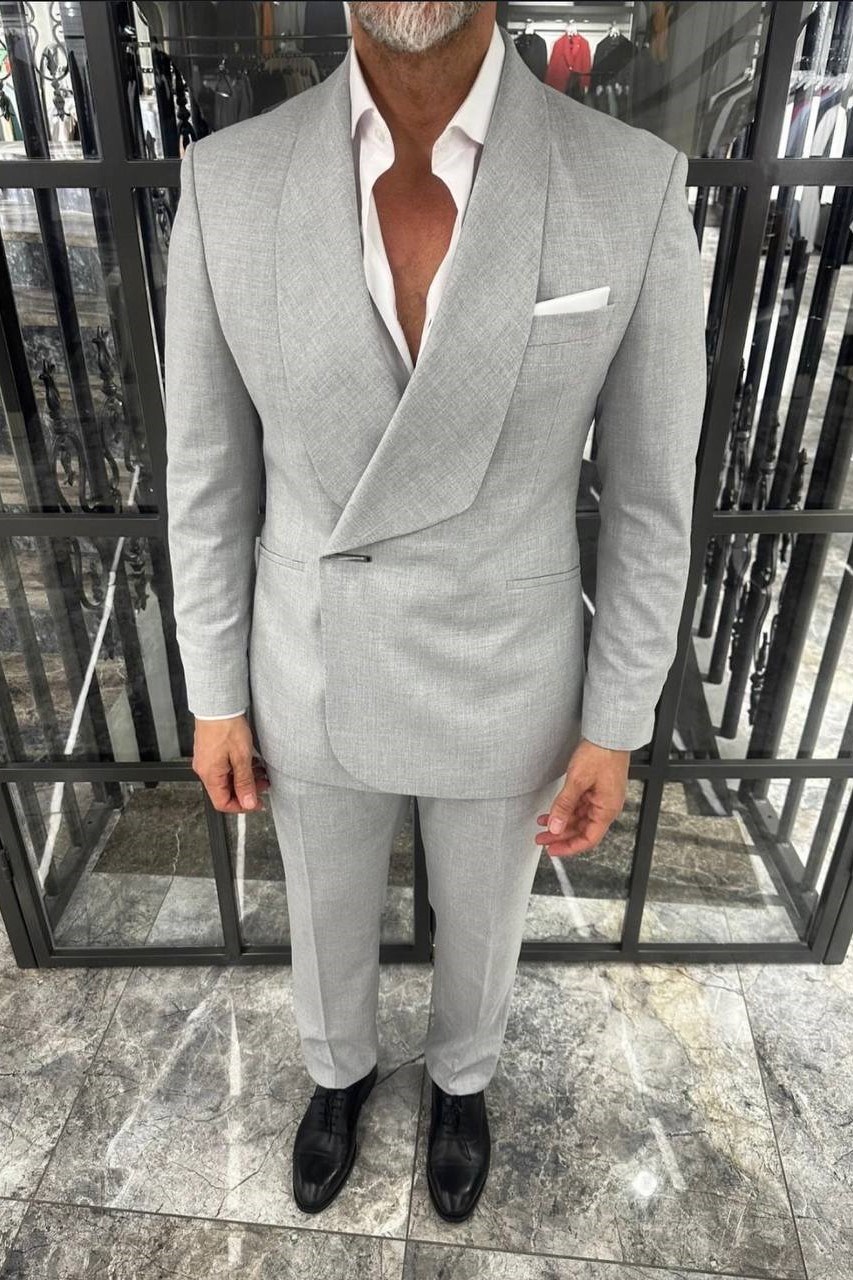 Wholesale Men's Gray Two-Piece Suit 1702W26-0506