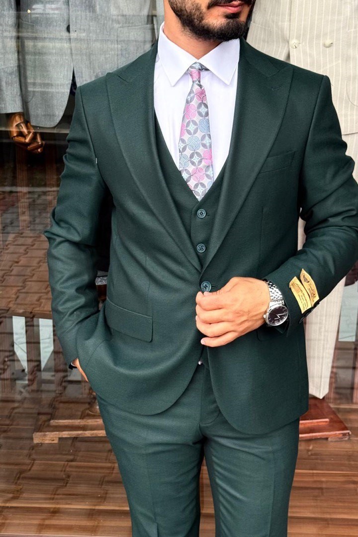 Wholesale Men's Green Three-Piece Suit 1744W26-051