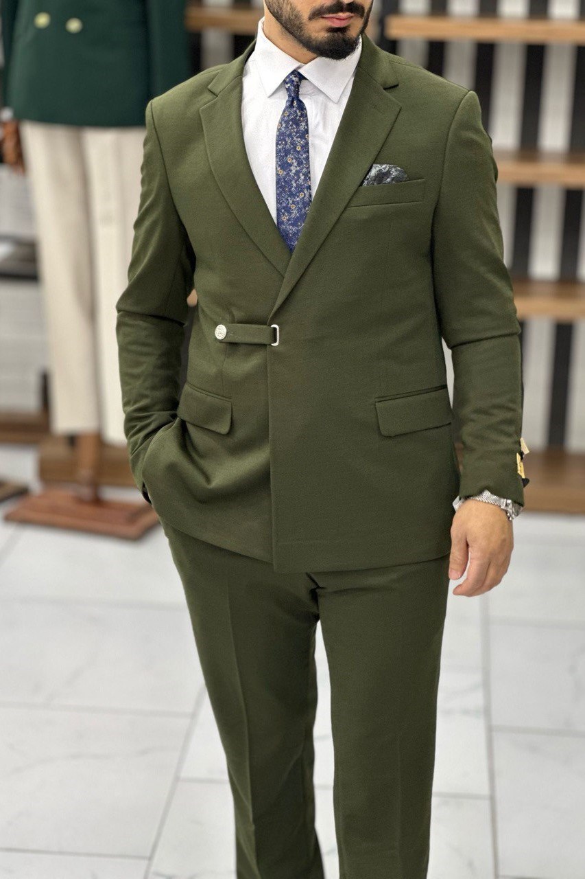 Wholesale Men's Khaki Plus Size Two-Piece Suit 1744W26-043