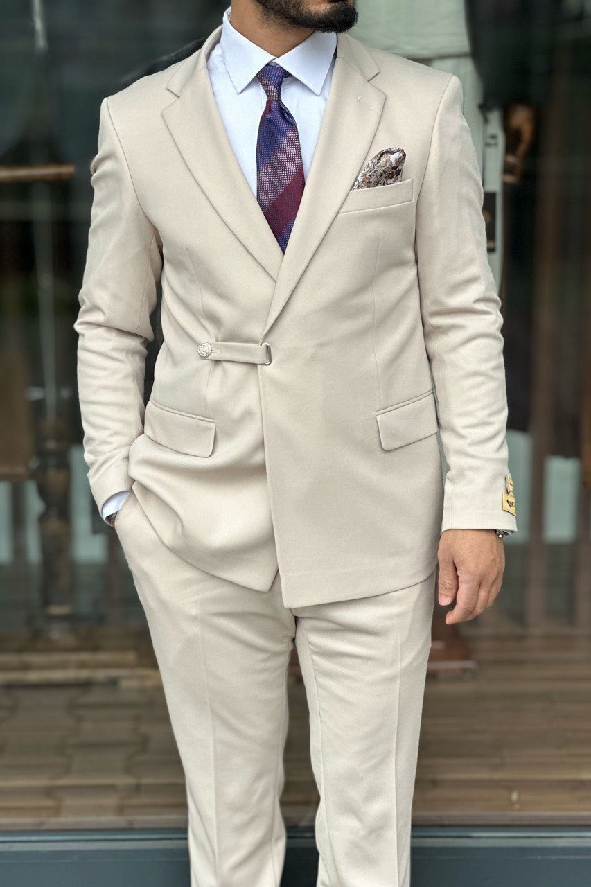 Wholesale Men's Light Beige Plus Size Two-Piece Suit 1744W26-043