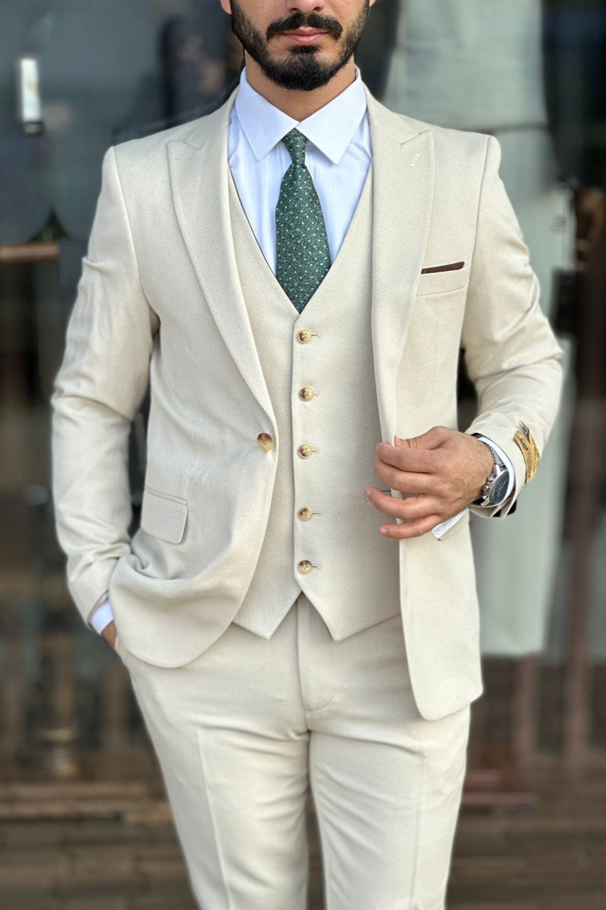 Wholesale Men's Light Beige Three-Piece Suit 1744W26-014