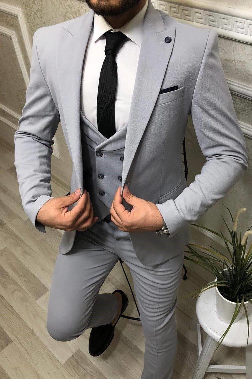 Wholesale Men's Light Gray Three-Piece Suit 1701W26-066