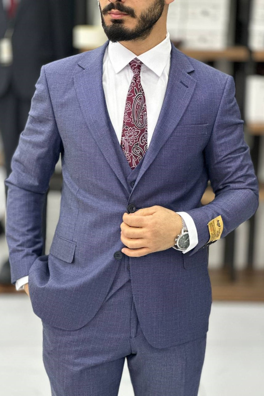 Wholesale Men's Midnight Blue Three-Piece Suit 1744W26-039