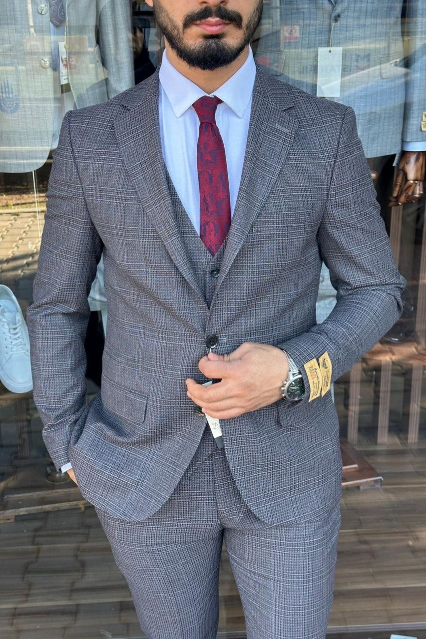 Wholesale Men's Navy Plus Size Three-Piece Suit 1744W26-010