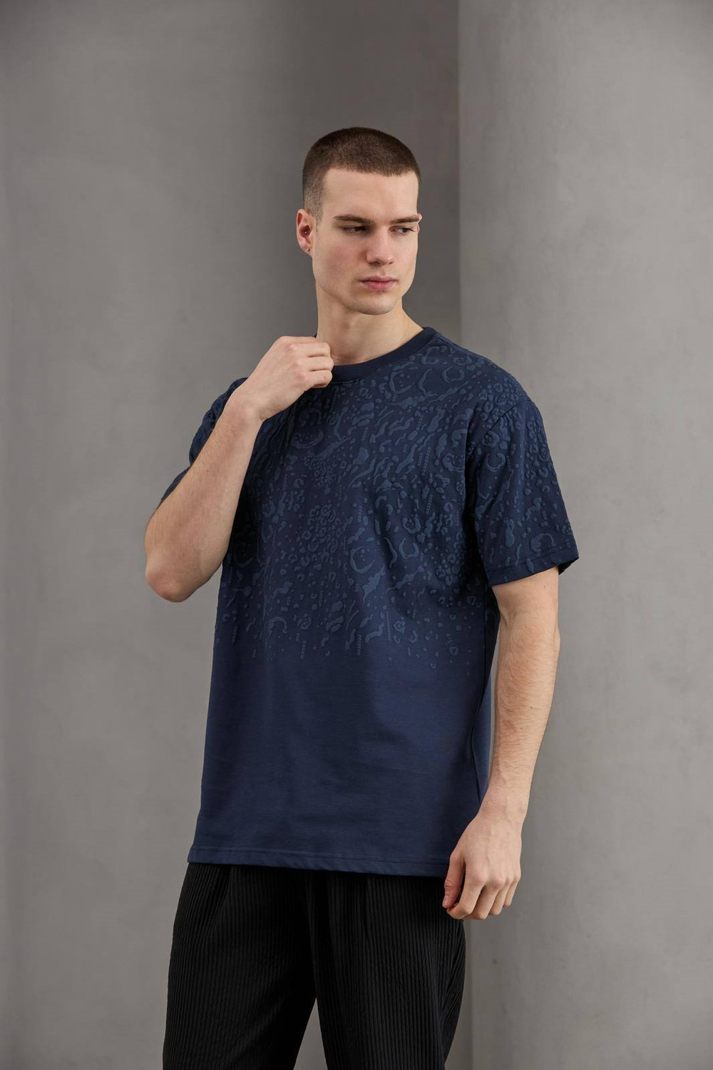 Wholesale Men's Navy T-Shirt 1603W26-26-Y017