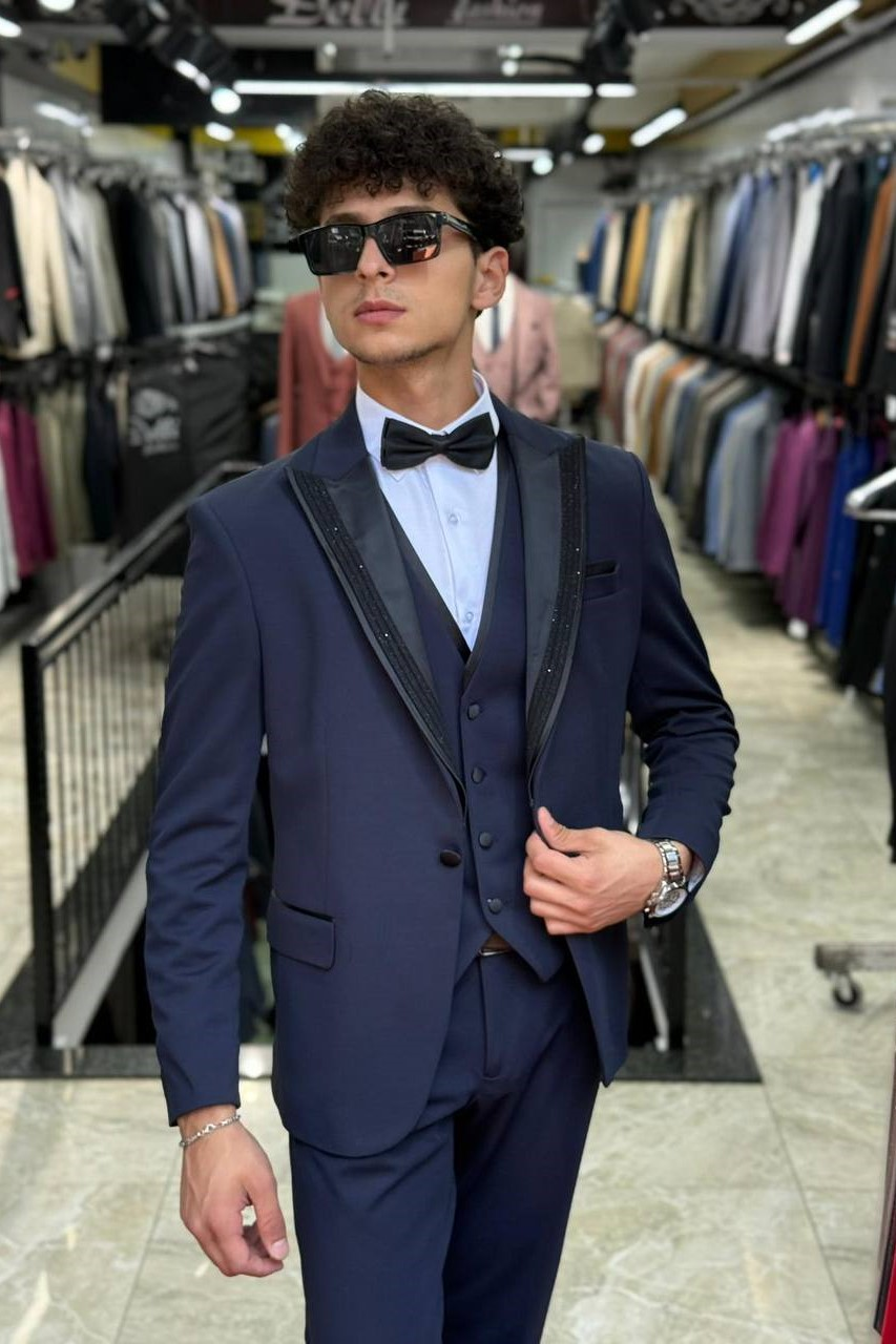 Wholesale Men's Navy Three-Piece Suit 1701W26-075