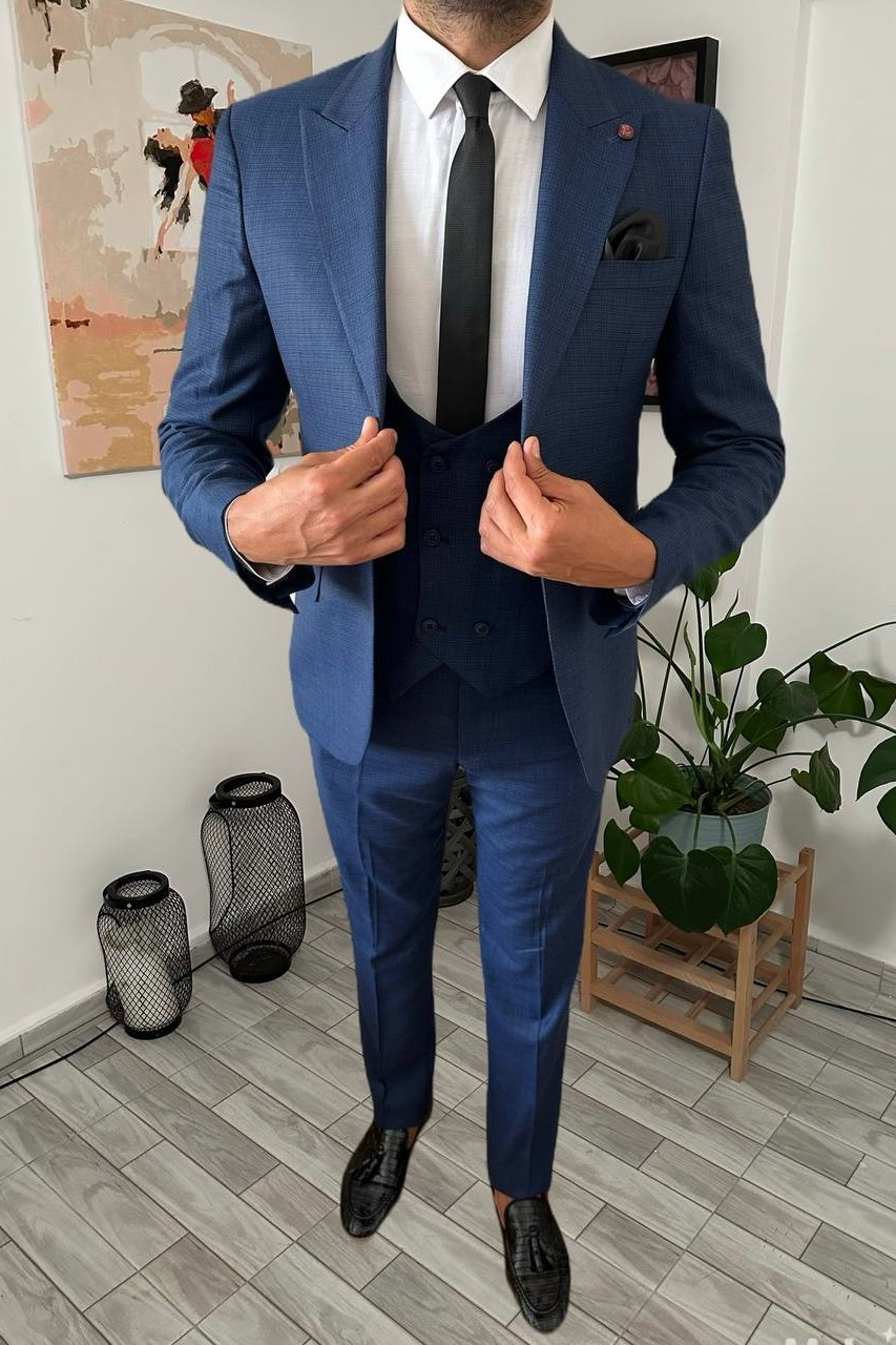Wholesale Men's Parliament Blue Three-Piece Suit 1701W26-086