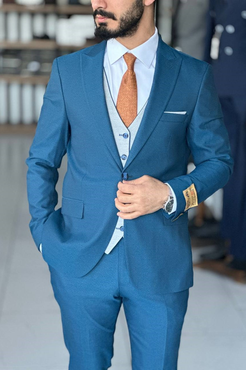 Wholesale Men's Petrol Three-Piece Suit 1744W26-041