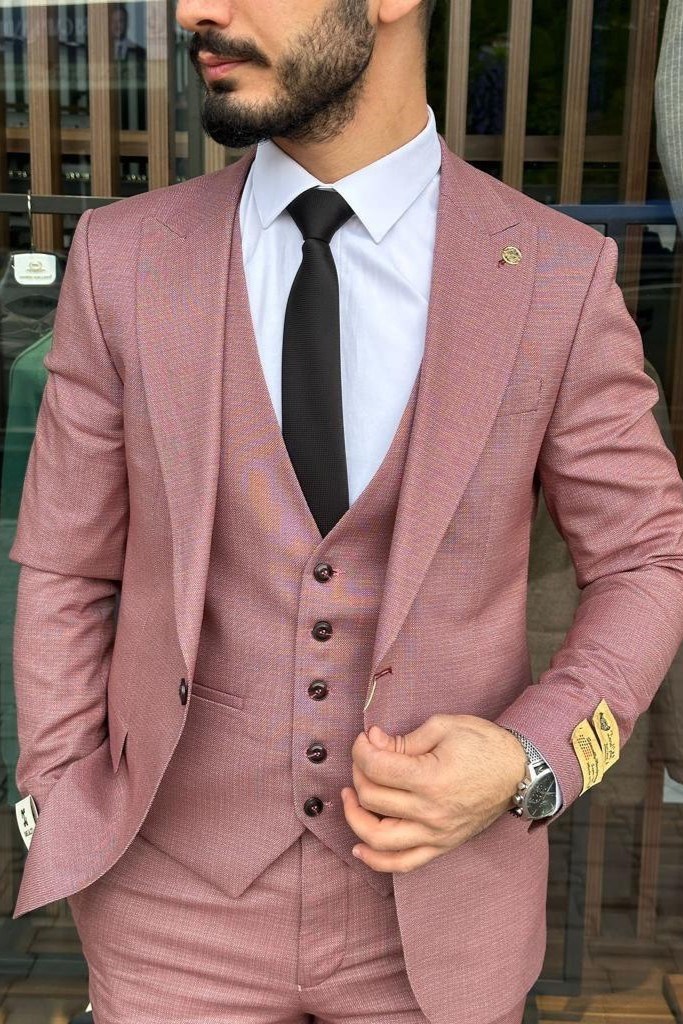 Wholesale Men's Red Plum Three-Piece Suit 1744W26-047