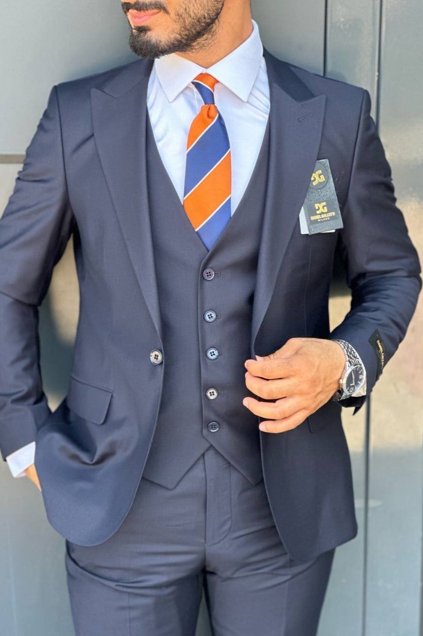 Wholesale Men's Royal Blue Three-Piece Suit 1744W26-064