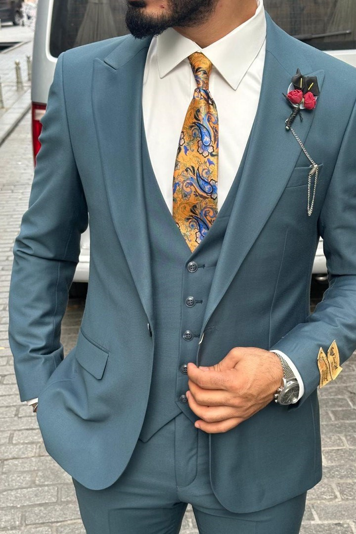 Wholesale Men's Sea Blue Plus Size Three-Piece Suit 1744W26-021