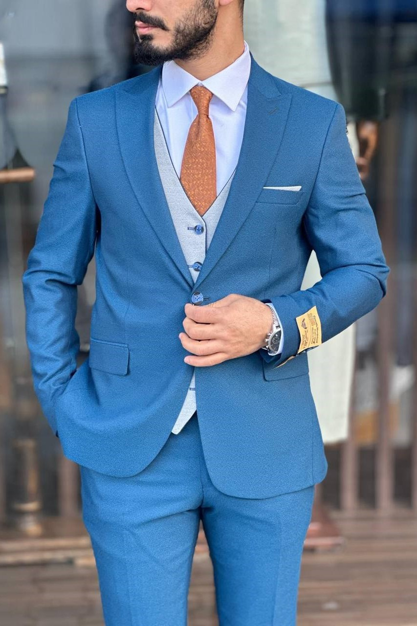 Wholesale Men's Sea Blue Three-Piece Suit 1744W26-041