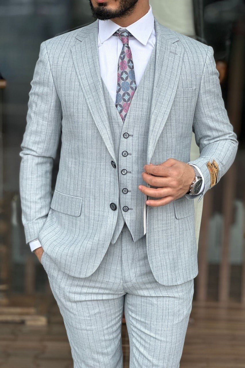 Wholesale Men's Sky Blue Plus Size Three-Piece Suit 1744W26-031