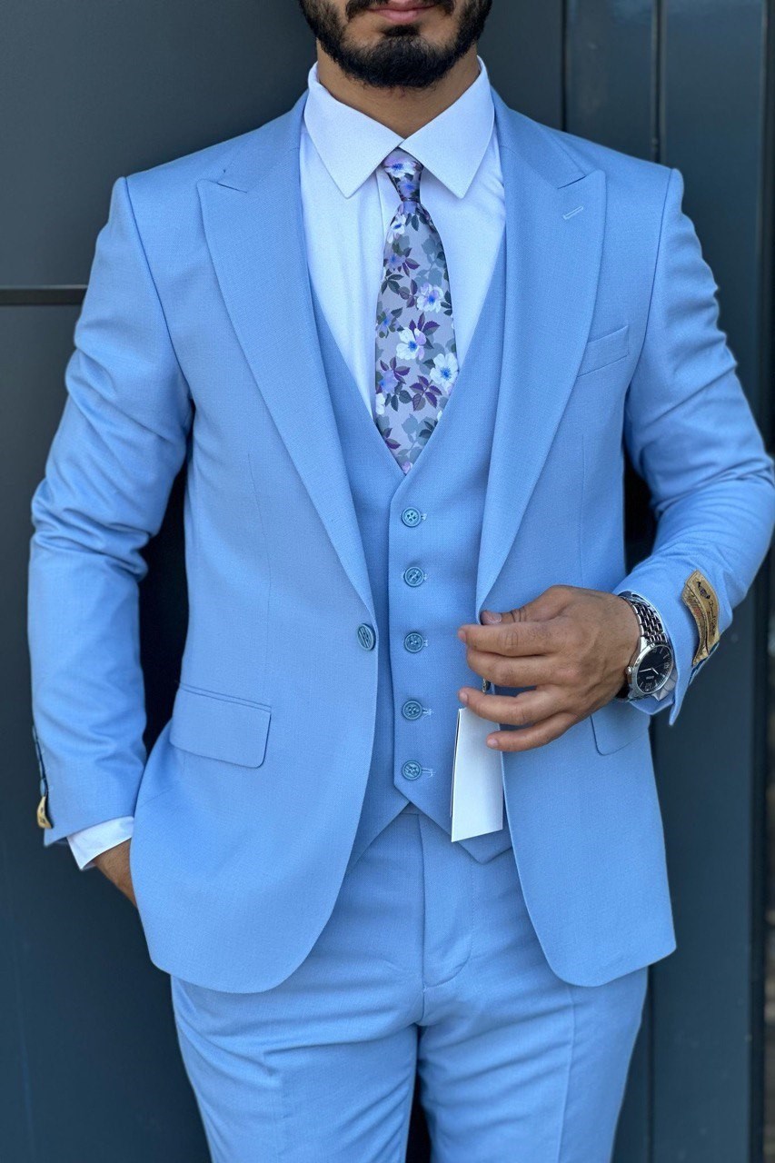 Wholesale Men's Sky Blue Three-Piece Suit 1744W26-056