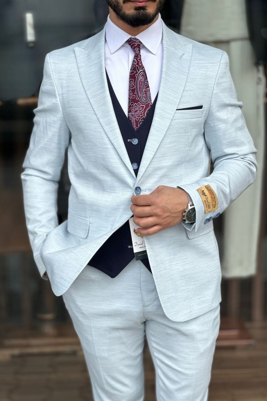 Wholesale Men's Sky Blue Three-Piece Suit 1744W26-037