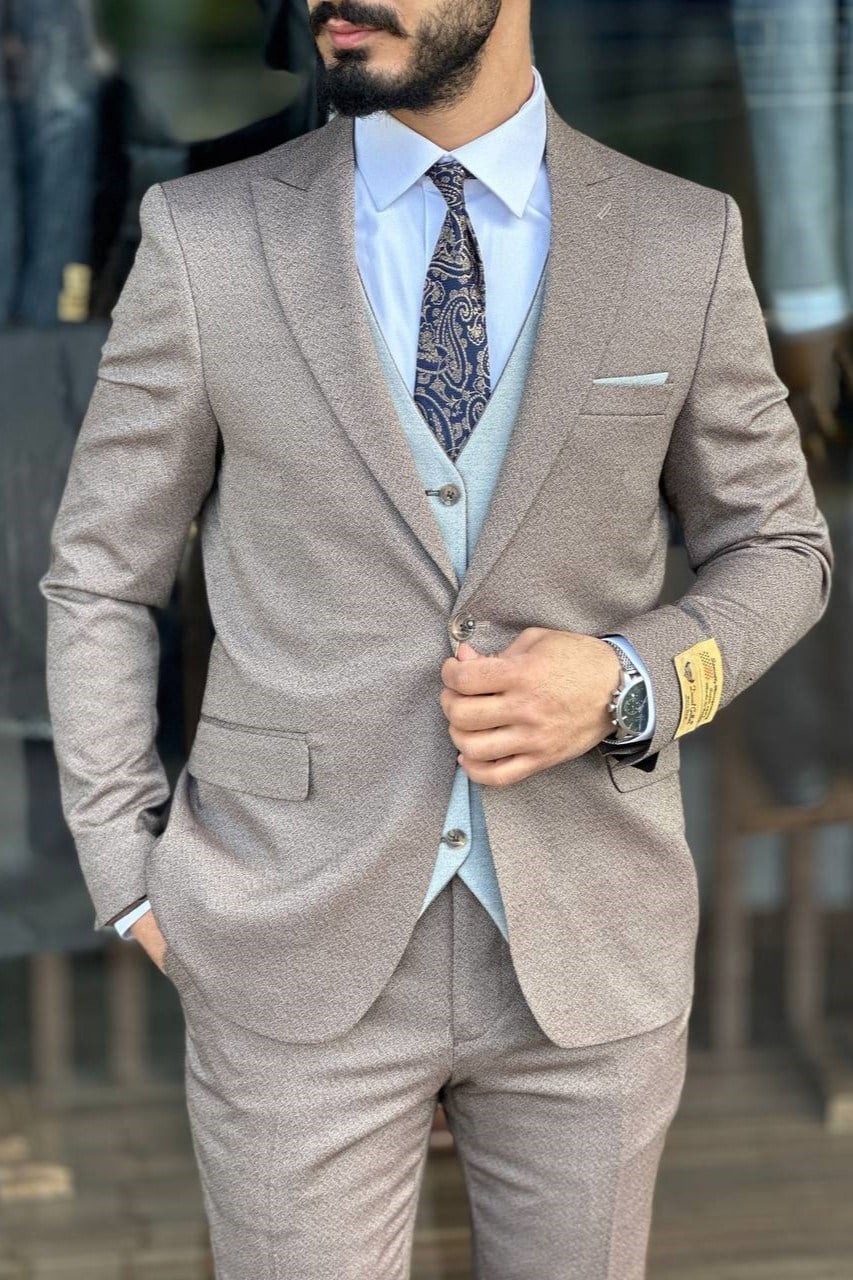 Wholesale Men's Stone Plus Size Three-Piece Suit 1744W26-041