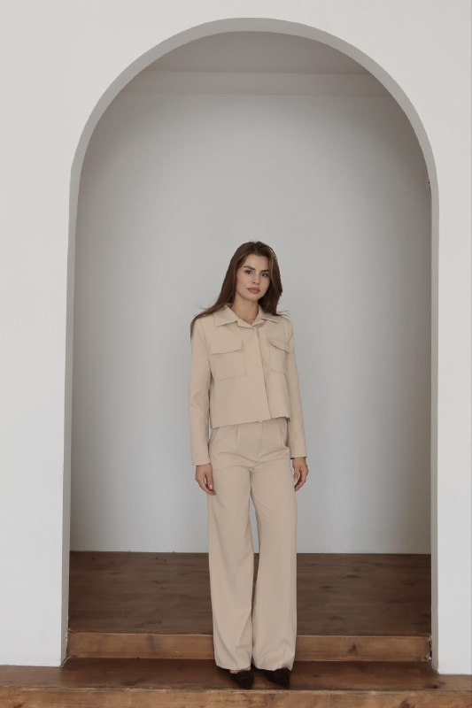 Wholesale Women's Beige Two-Piece Suit  0043-1117