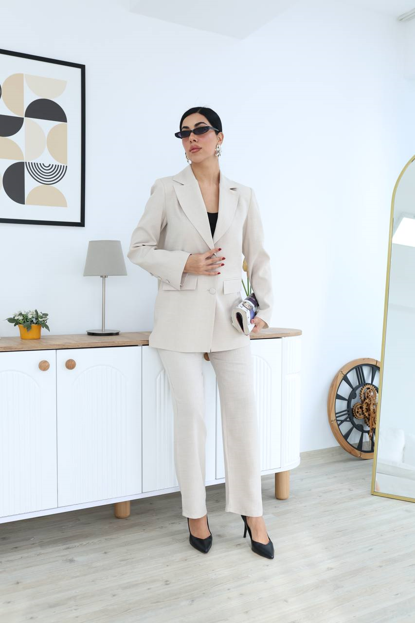 Wholesale Women's Beige Two-Piece Suit  0017-1054