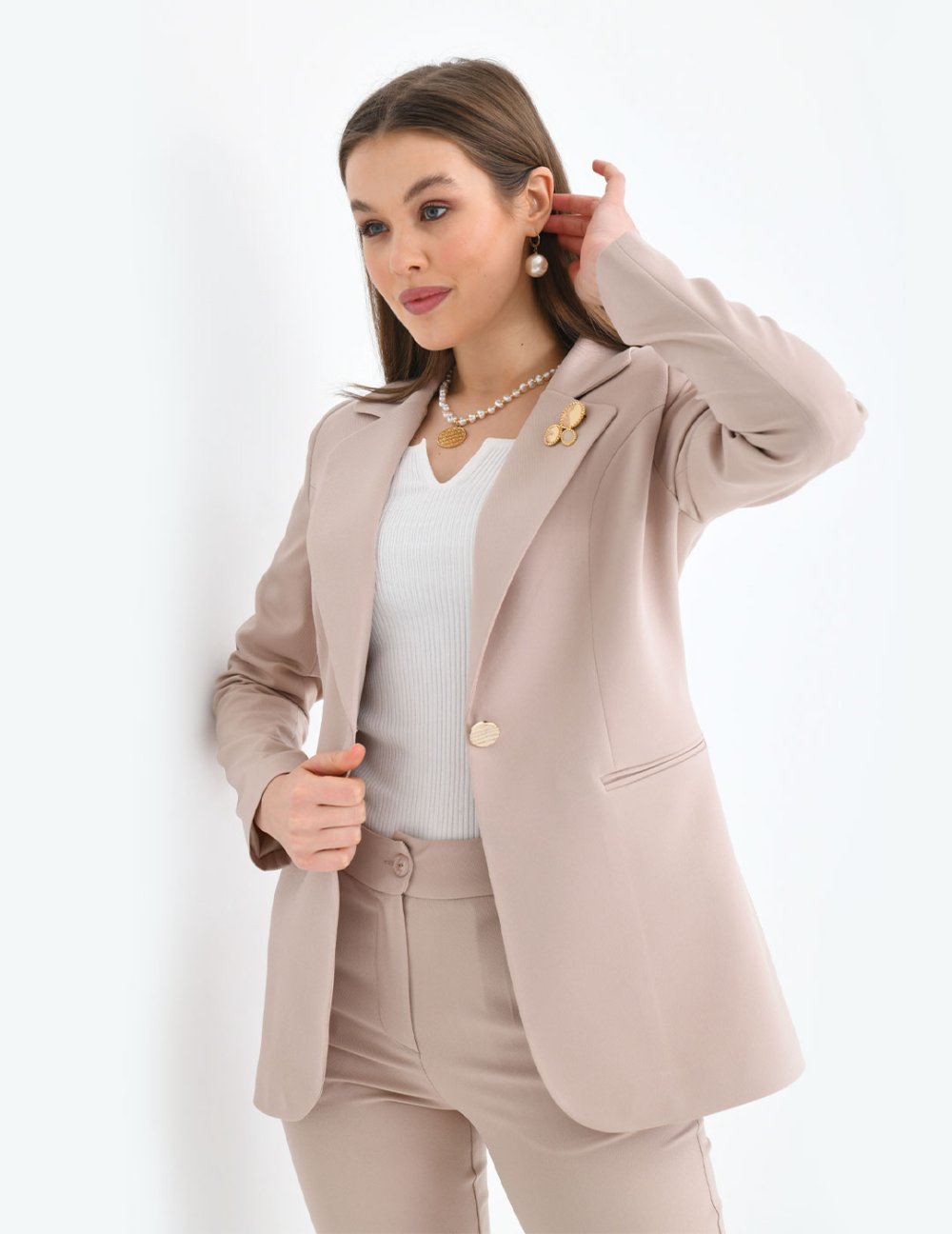 Wholesale Womens Beige Two-Piece Suit 