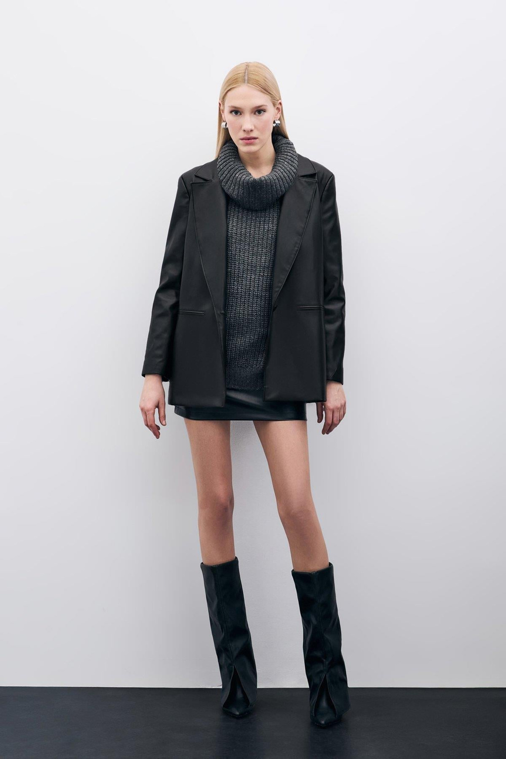 Wholesale Womens Black Loose-Fit Leather Jacket