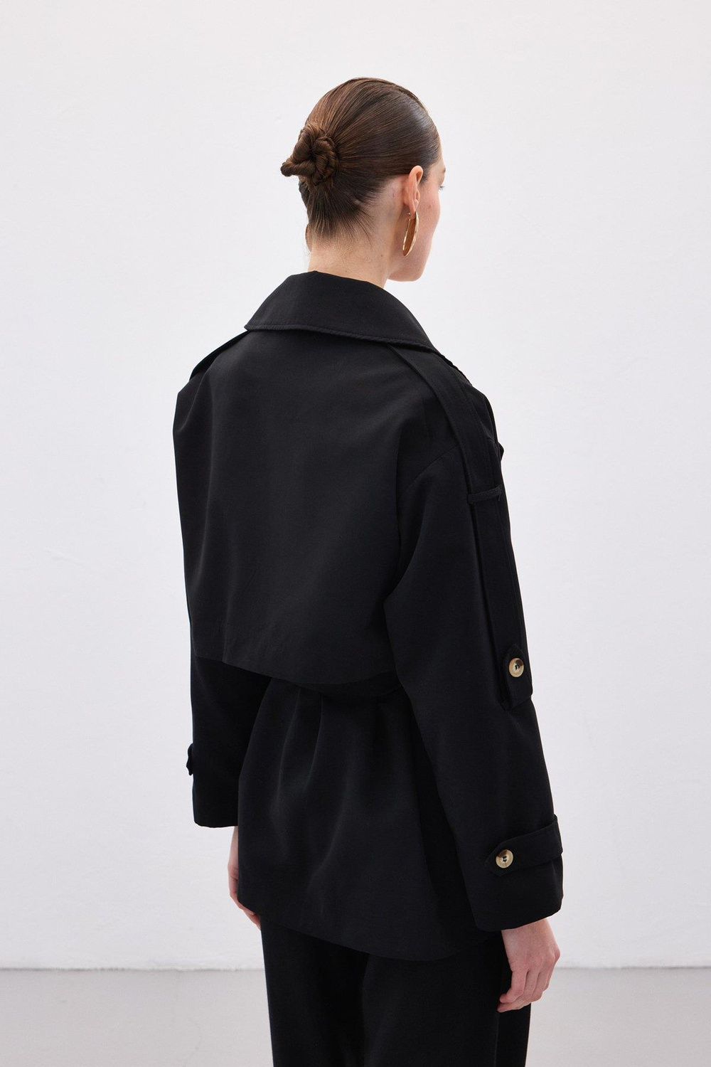 Wholesale Womens Black Short Trench Coat