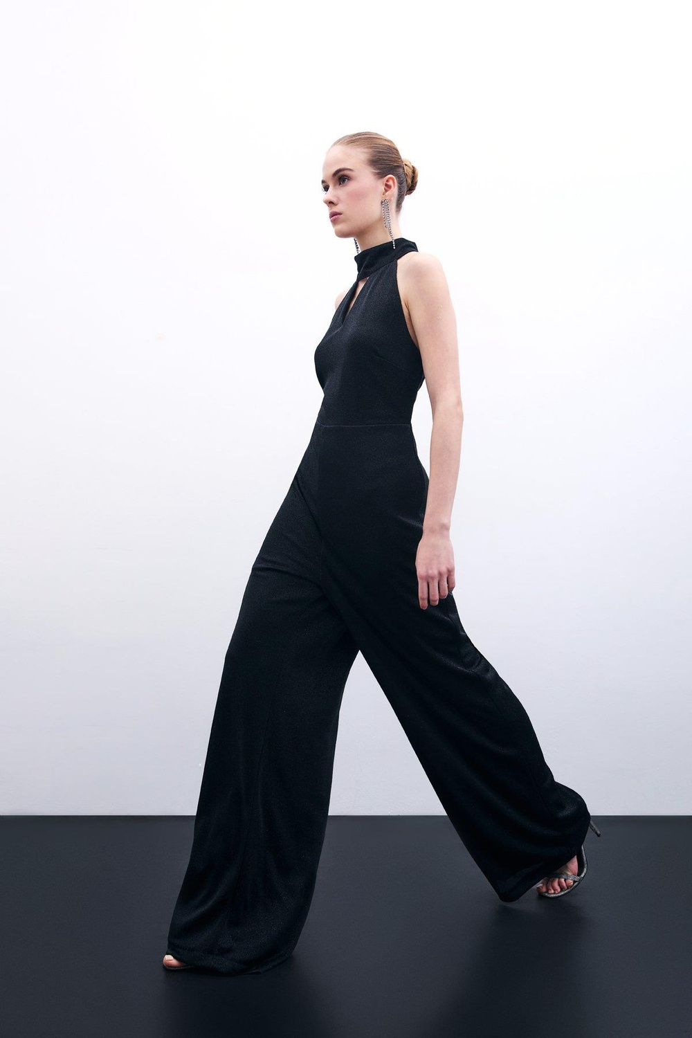 Wholesale Womens Black Sleeveless Mock-Neck Lurex Jumpsuit