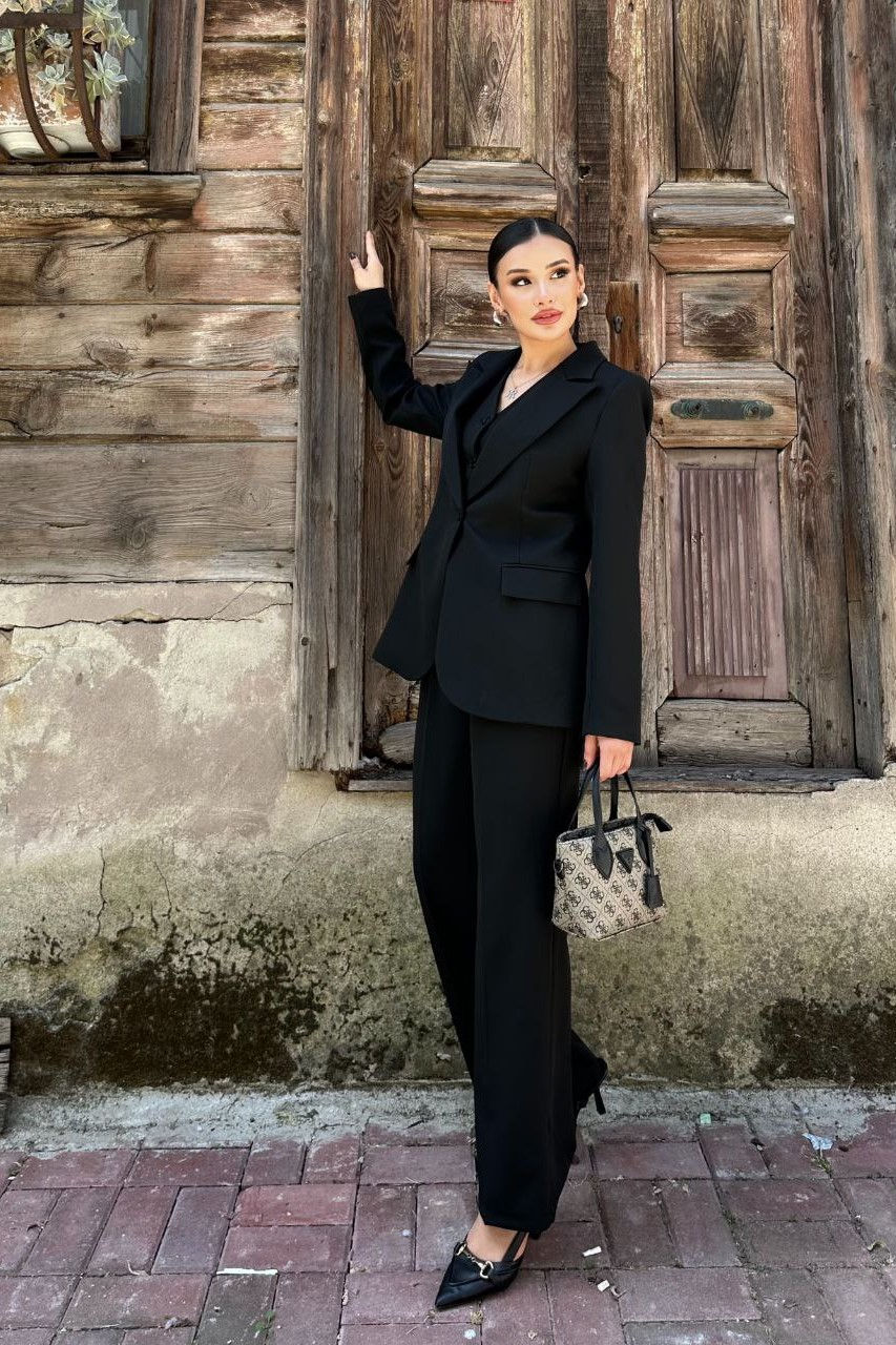 Wholesale Women's Black Three-Piece Suit  0043-1955