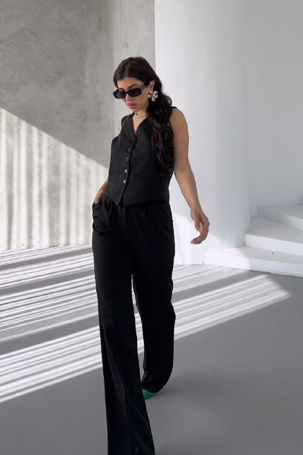 Wholesale Women's Black Two-Piece Suit  0044-2092