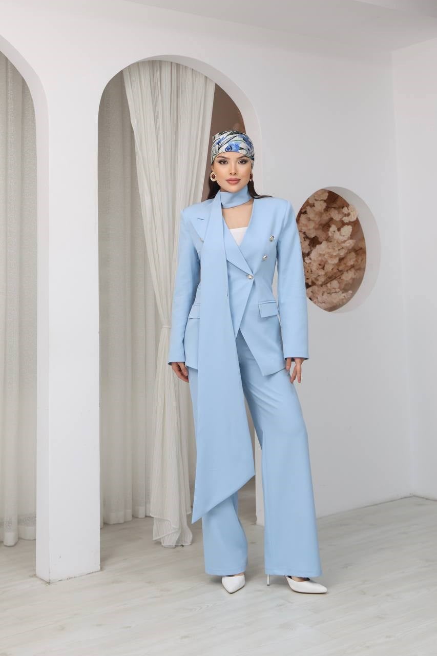 Wholesale Women's Blue Two-Piece Suit  0017-1127