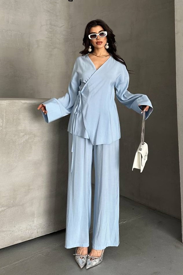 Wholesale Women's Blue Two-Piece Suit  0044-2130