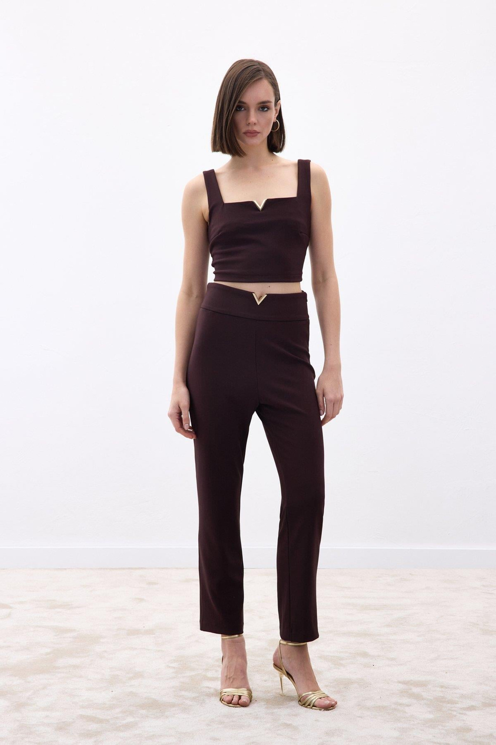 Wholesale Womens Brown High-Waist Trousers with Front V-Shaped Accessory