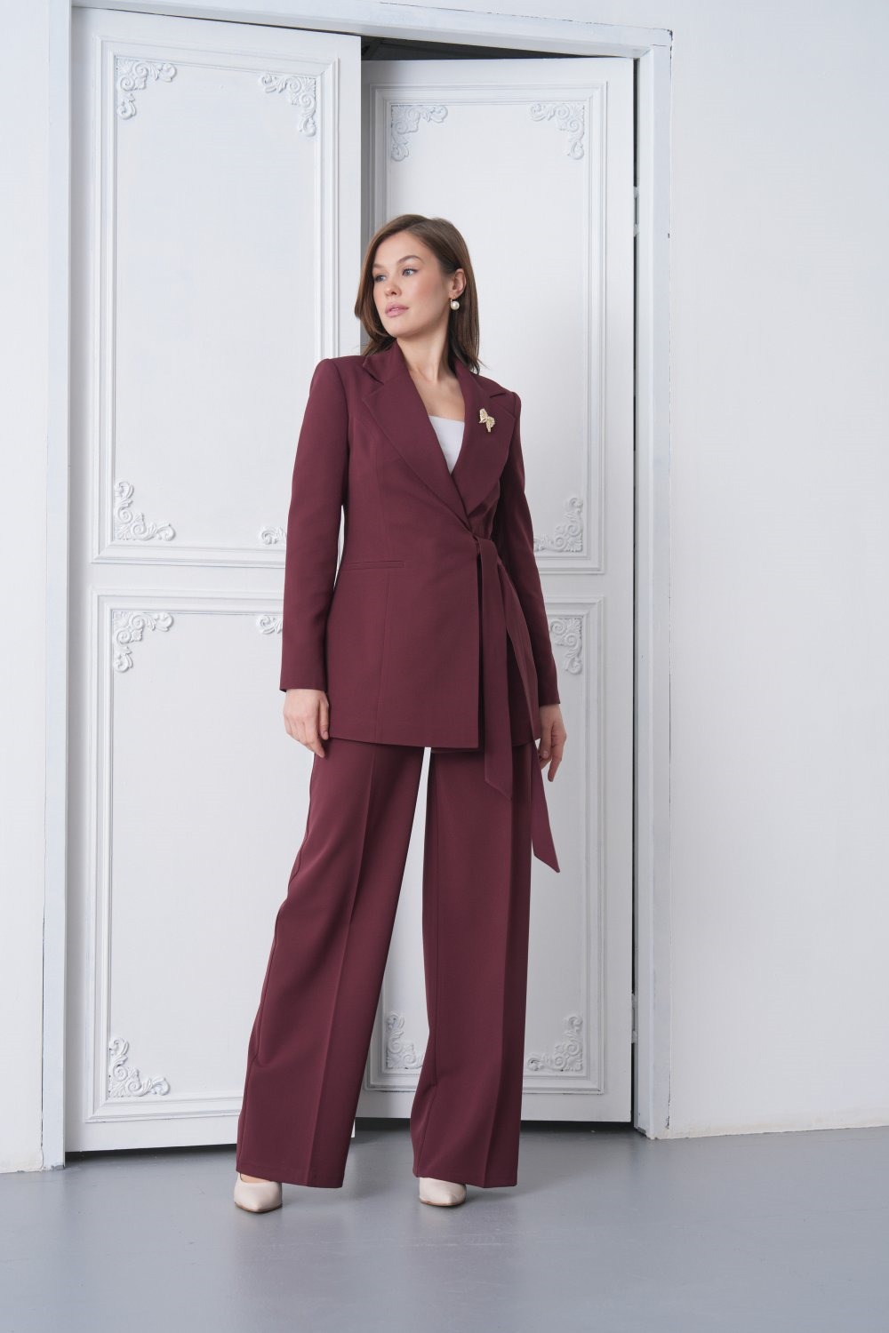 Wholesale Womens Burgundy Two-Piece Suit 