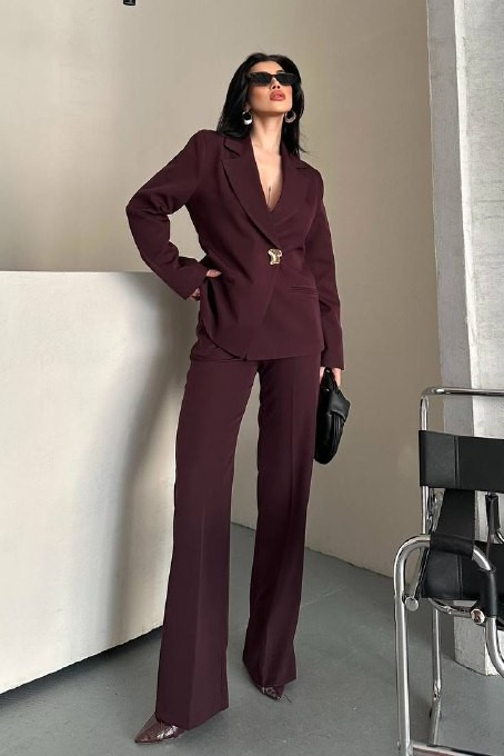 Wholesale Women's Burgundy Two-Piece Suit  0044-2154