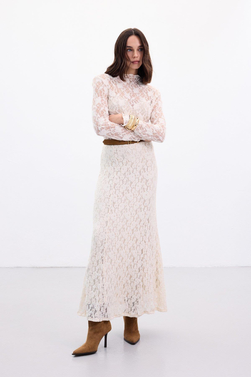 Wholesale Womens Cream Lace Maxi Skirt