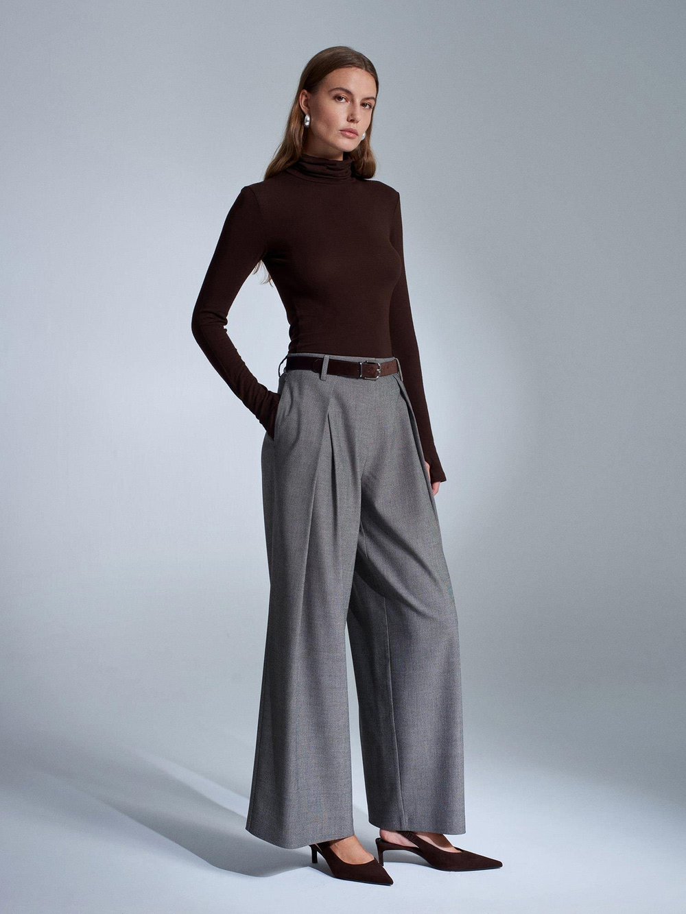 Wholesale Womens Dark Mink Wide-Leg Trousers with Darts