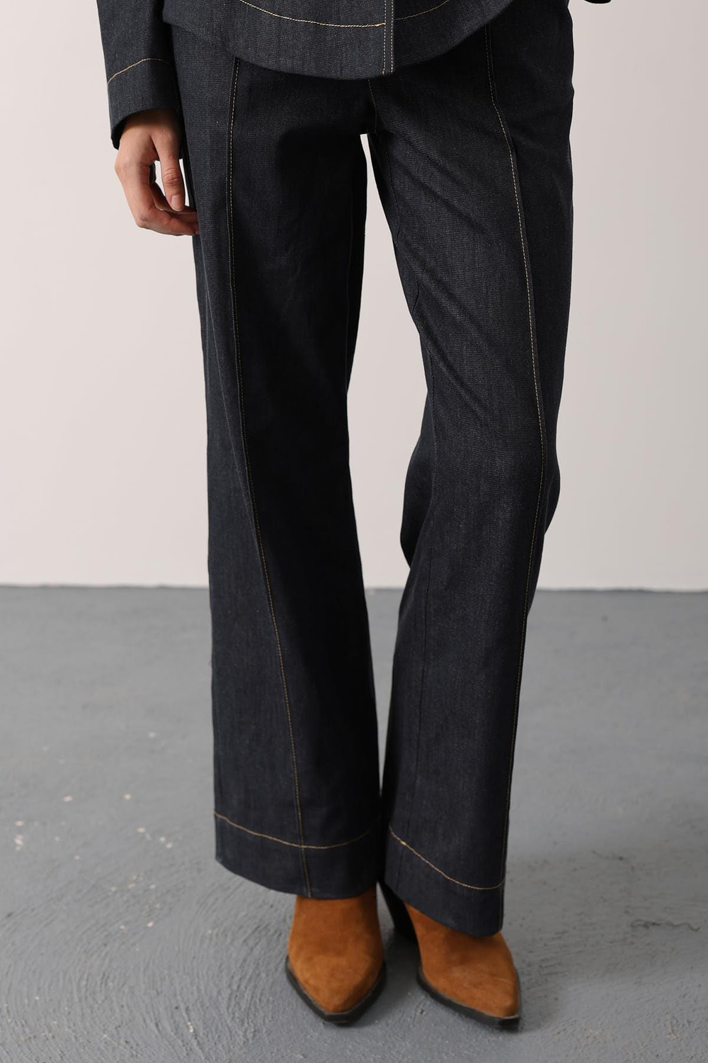 Wholesale Womens Dark Navy Denim Suit with Belt