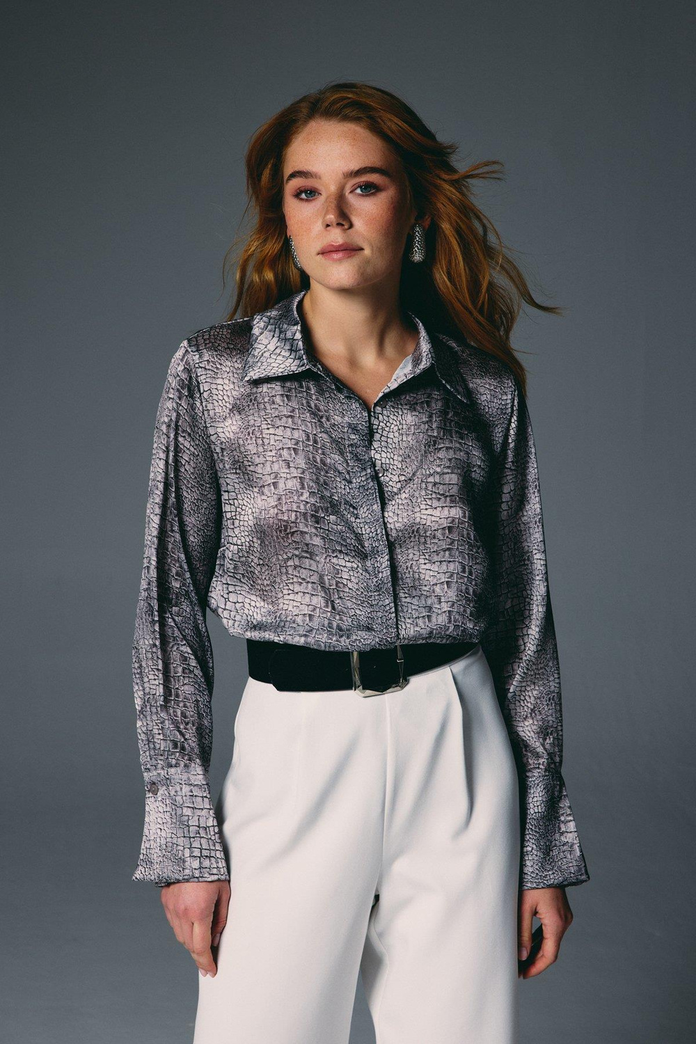 Wholesale Womens Gray Patterned Shirt with Wide Cuffs