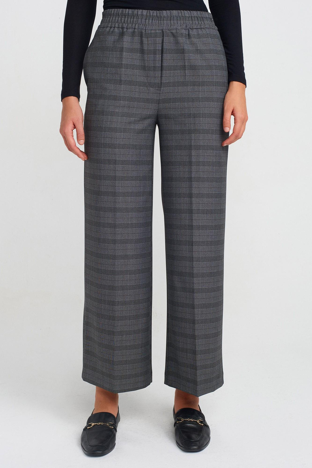 Wholesale Womens Gray Plaid Trousers