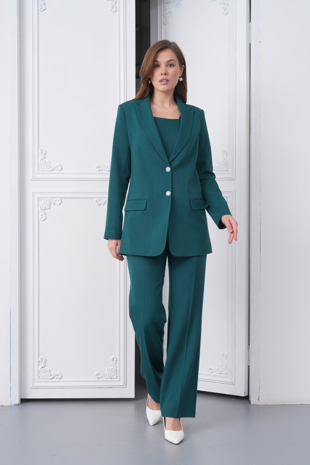 Wholesale Womens Green Two-Piece Suit 