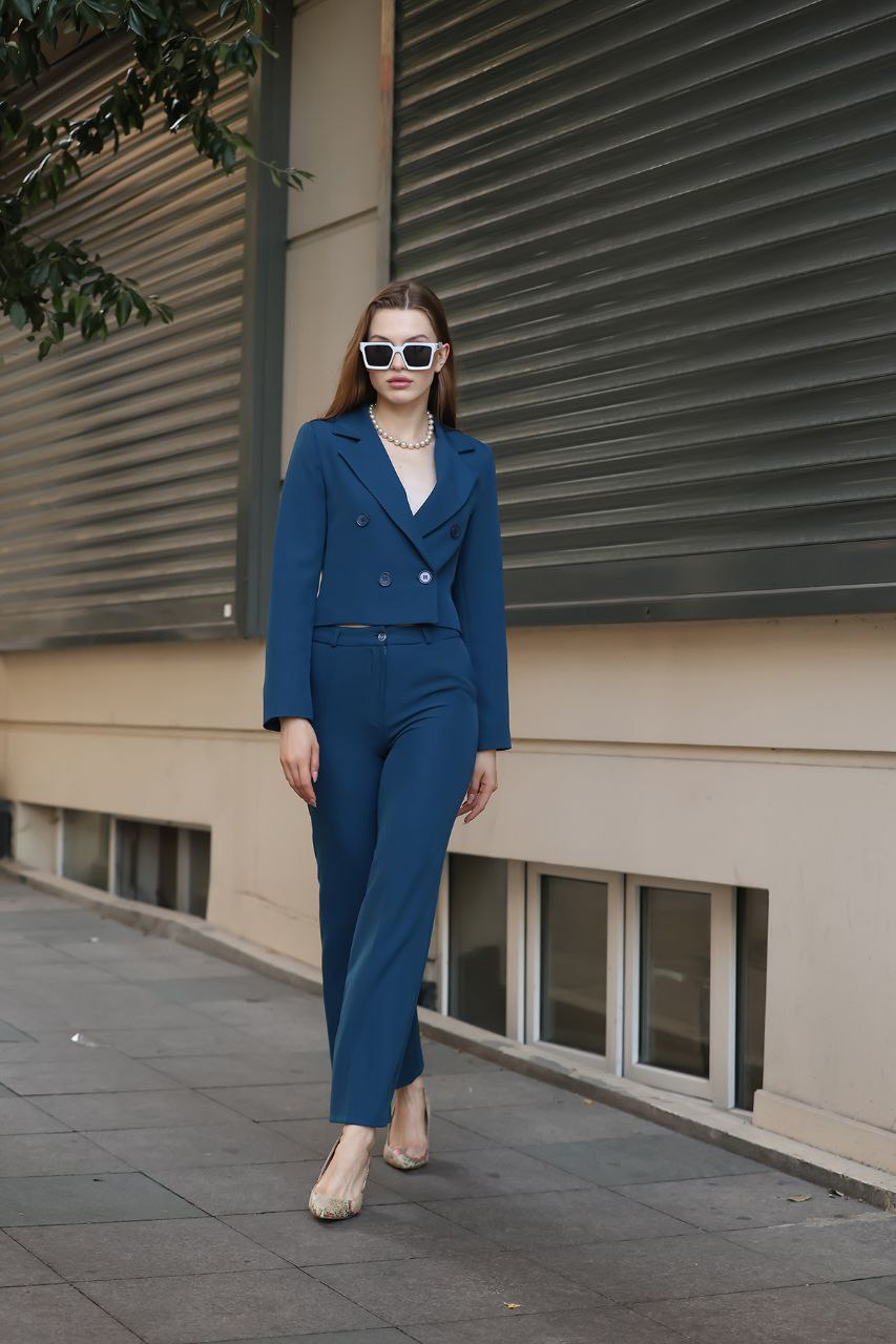 Wholesale Women's Navy Two-Piece Suit  0043-7006-87