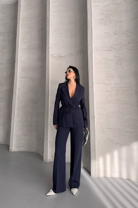 Wholesale Women's Navy Two-Piece Suit  0044-2127