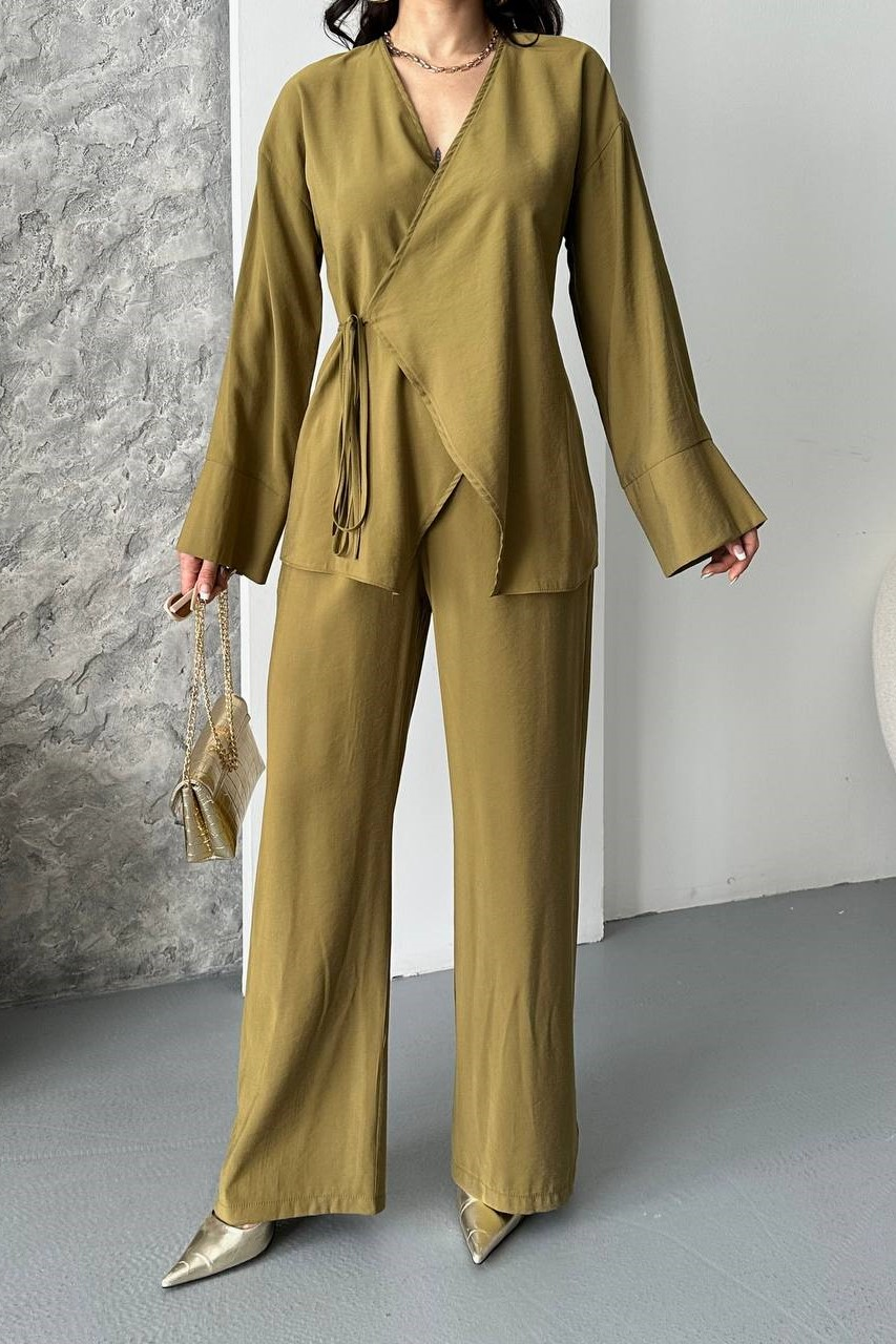 Wholesale Women's Olive Skirt Suit  0044-2130