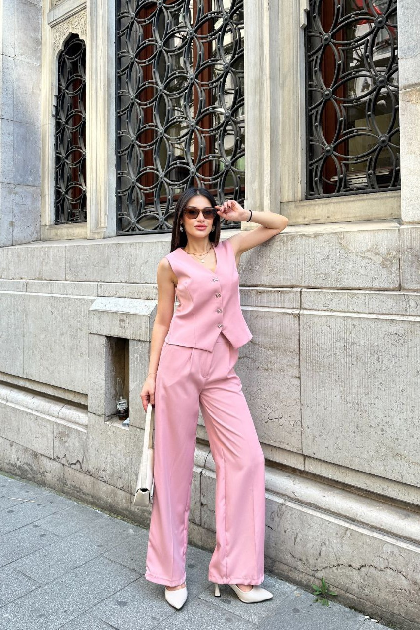Wholesale Womens Pink Two-Piece Suit 