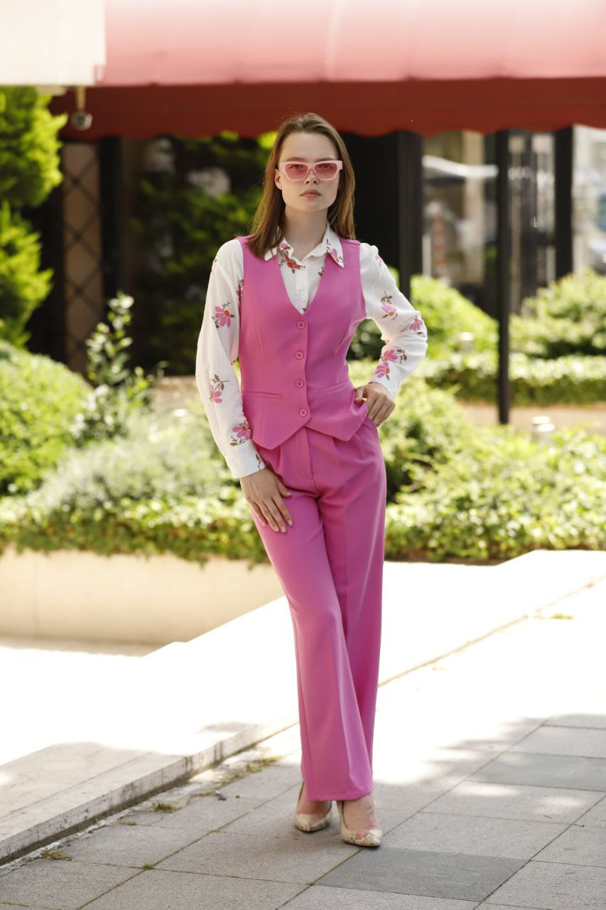 Wholesale Women's Pink Two-Piece Suit  0043-140-141