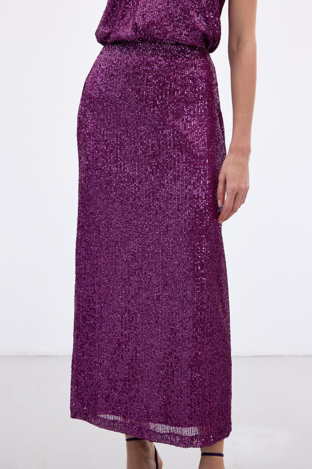 Wholesale Womens Plum Sequined Skirt