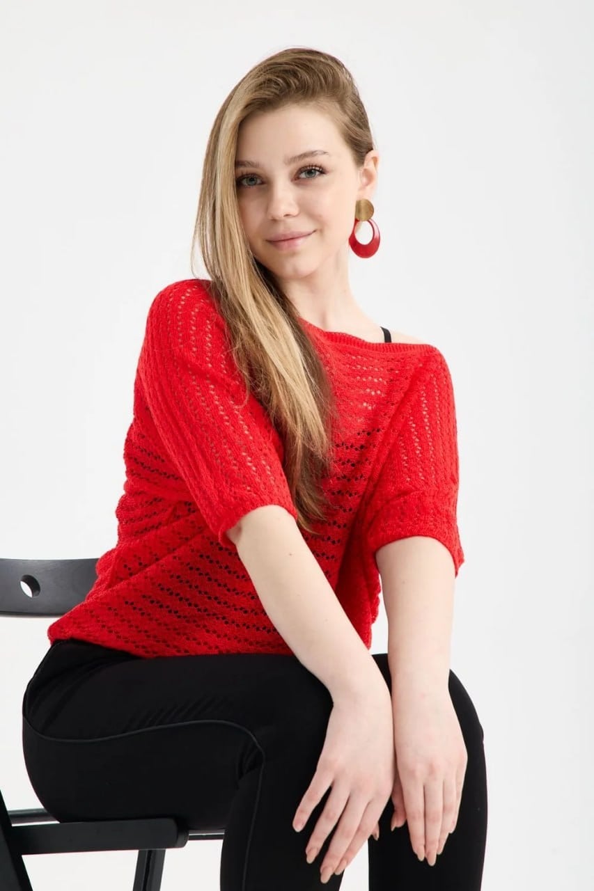 Wholesale Womens Red Boat Neck Mercerized Openwork Fine Knit Blouse