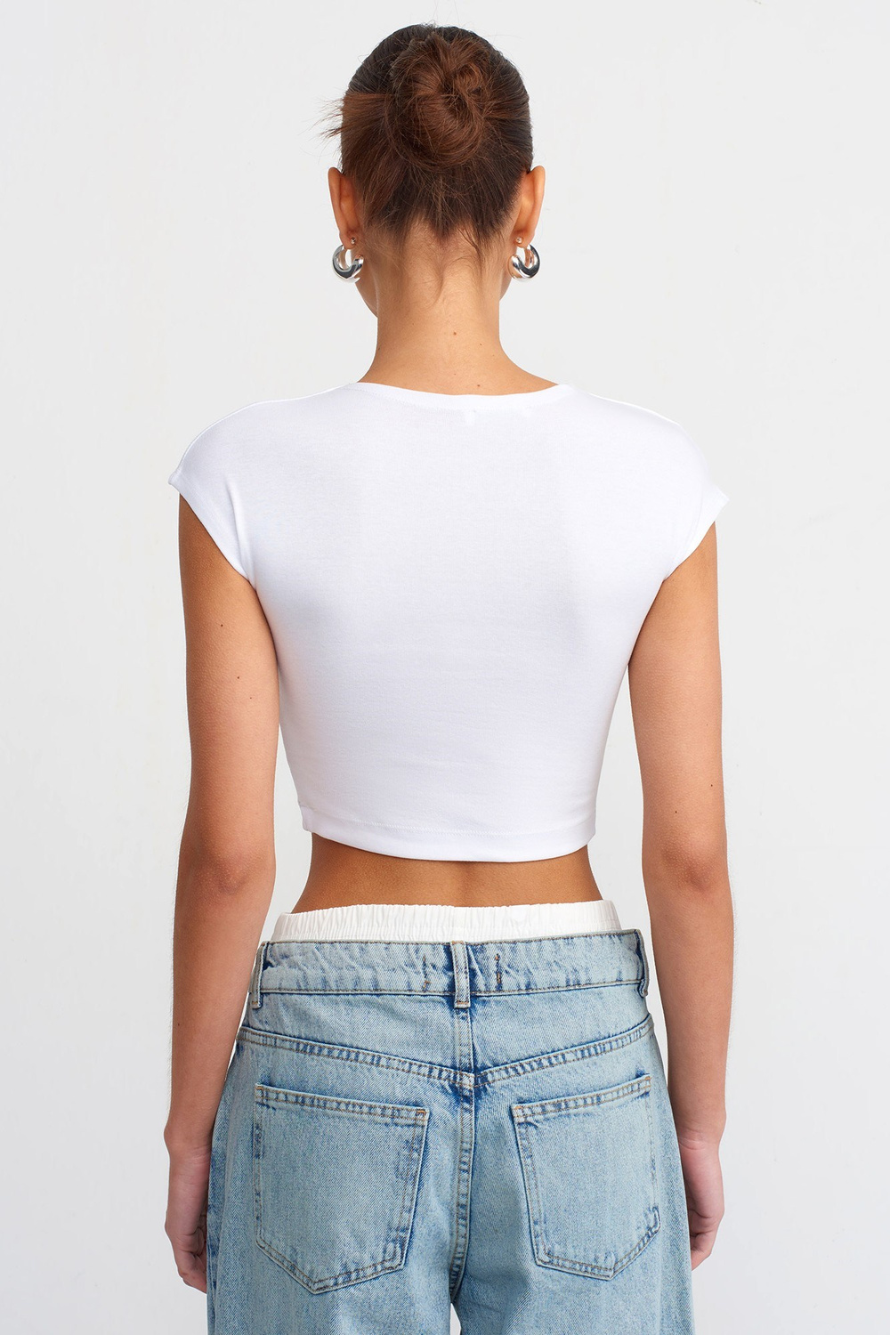 Wholesale Womens White Modal-Cotton Cropped T-Shirt